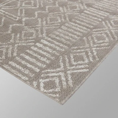 Outdoor Rug Global Block - Opalhouse⢠- Image 3